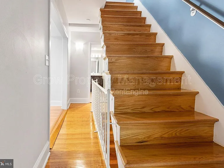 755 S 10th St — Photo 16