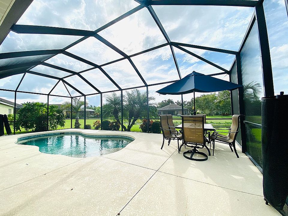 Pool & Patio