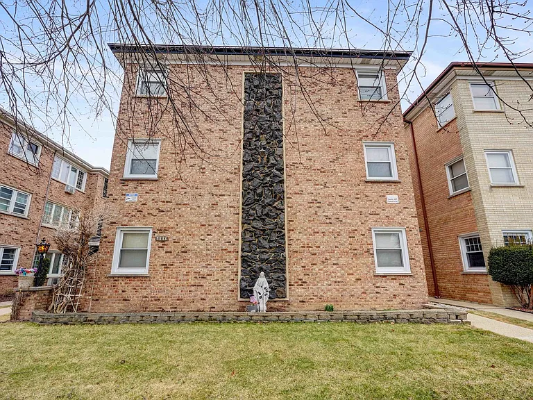 8444 W Gregory St #3B — Photo 1