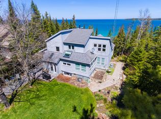5601 Bay Shore Dr, Presque Isle, MI