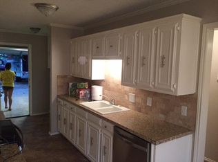 3911 Sides Dr, Plainview, TX 79072