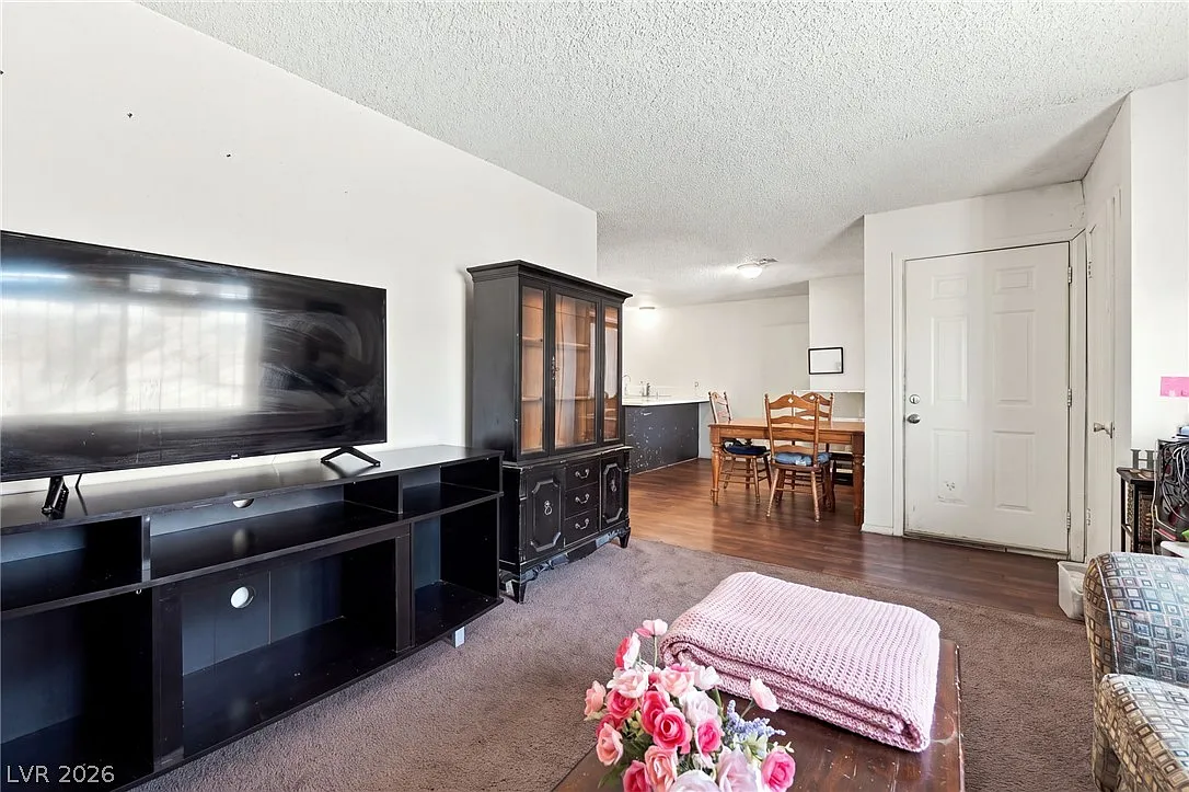 2 bed, 2.0 bath, 1022 sqft, $1,400 — Photo 4