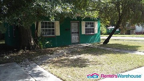 3rd image of 1703 W 24th St