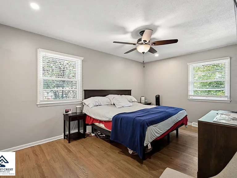 205 SW Craigmont Dr — Photo 7