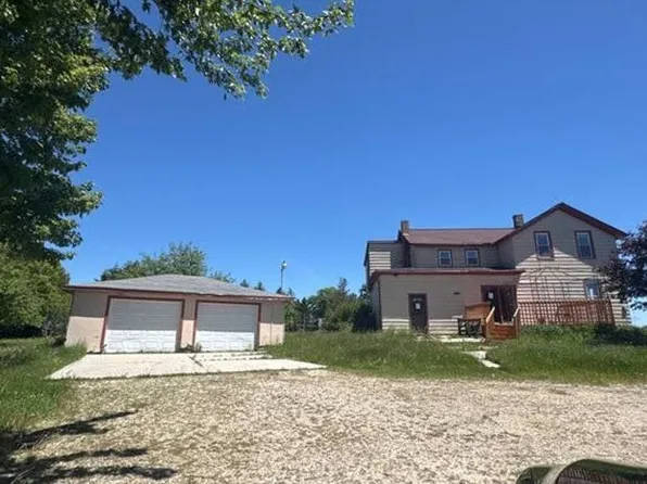 W2534 Demaster Rd, Oostburg, WI 53070