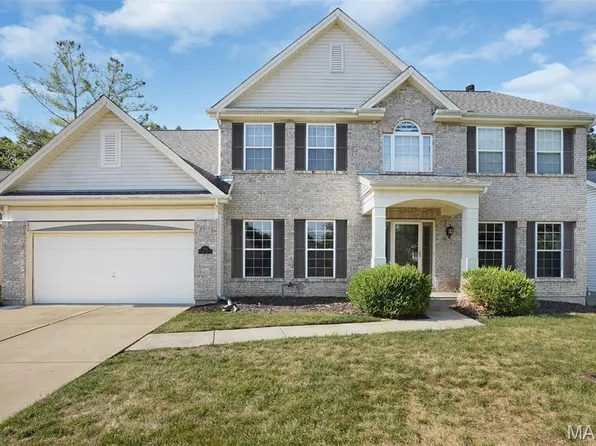 2860 Westridge Oaks Ct, Grover, MO 63040