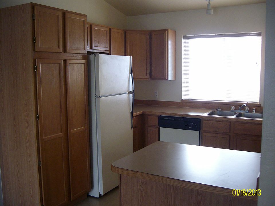 2nd image of 3110 Washburn St APT 2B