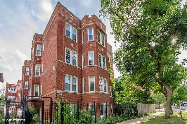 1st image of 1643 W Lunt Ave APT 3S