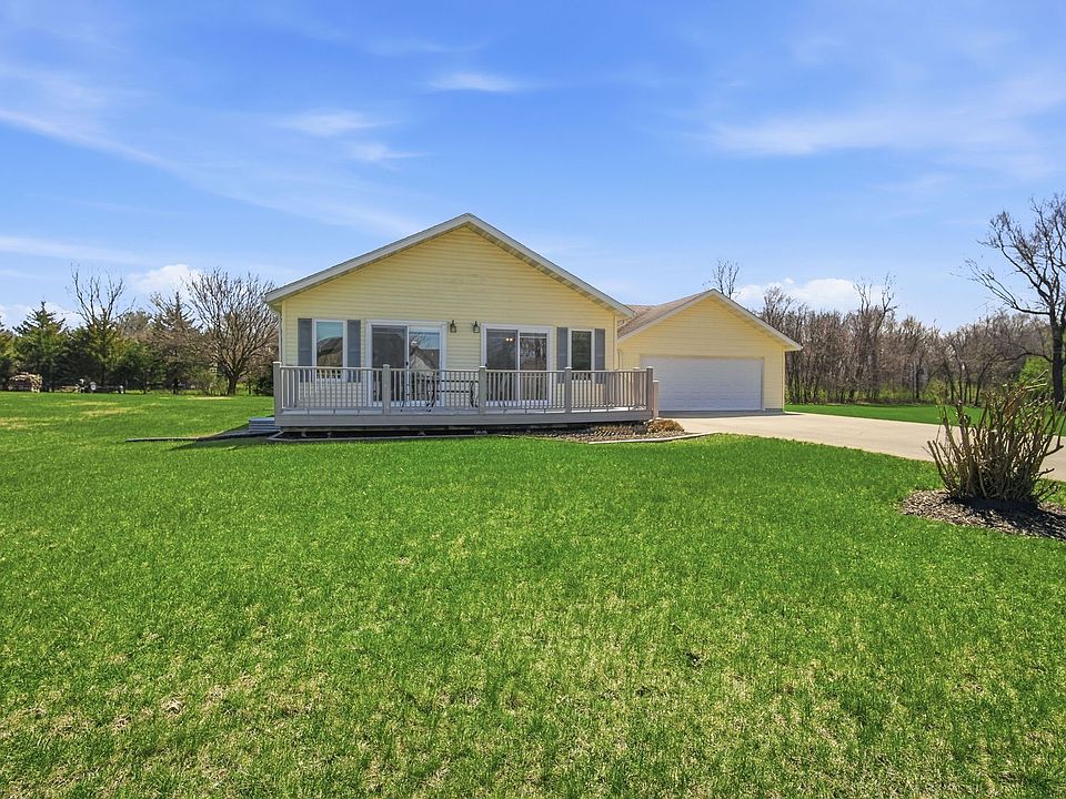 1st image of 4668 Panorama Dr