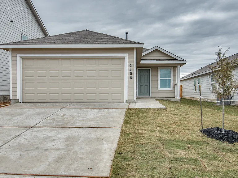 2406 Double Oak Dr — Photo 1