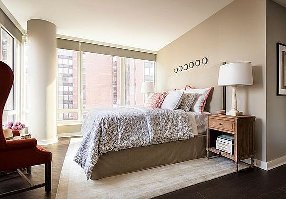 5th image of 205 E 92nd St APT 18F