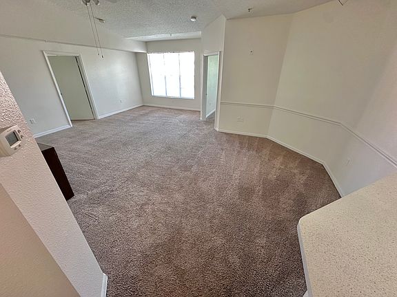 4th image of 5554 Metrowest Blvd APT 201