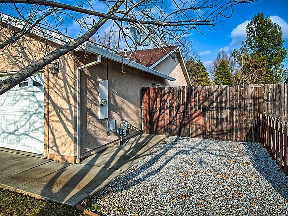 4th image of 2231 Shenandoah Dr