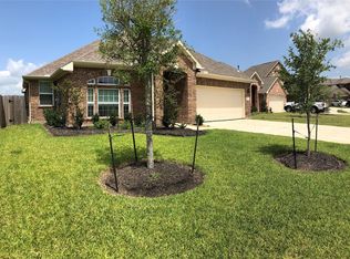 9710 Shimmering Lakes Dr, Rosharon, TX 77583