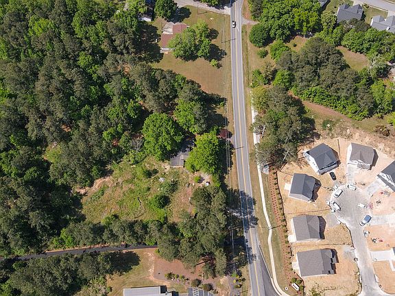 3rd image of 2199 Sunny Hill Rd