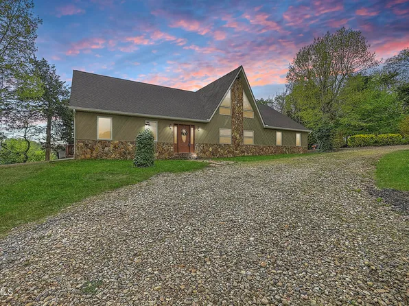 146 Jays Dr, Johnson City, TN 37615