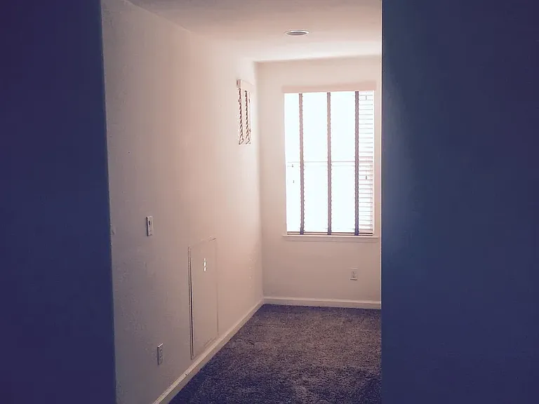 716 S Vecindad St #1 — Photo 13