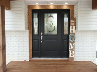 7095 Tent Church Rd NE, Lancaster, OH 43130