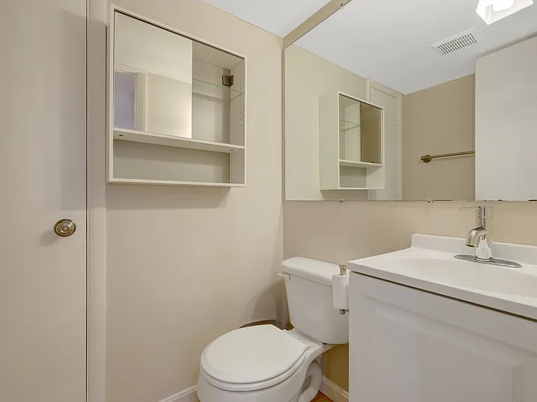 12607 Glenbrooke Woods Dr — Photo 34