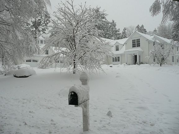 8 Annandale Drive, Chappaqua