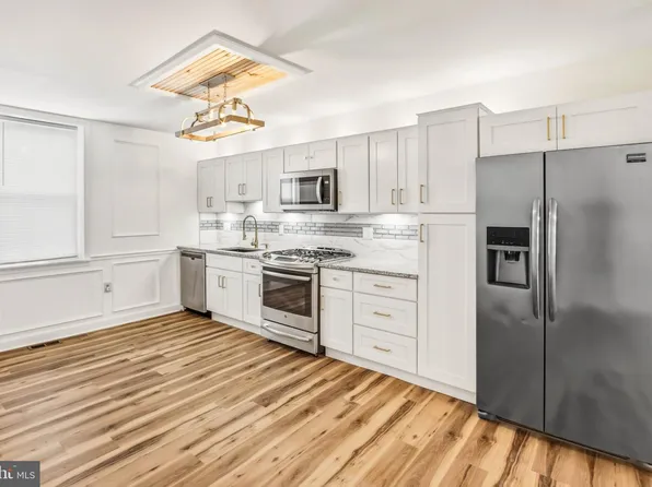 108 Middlesex St, Gloucester City, NJ 08030