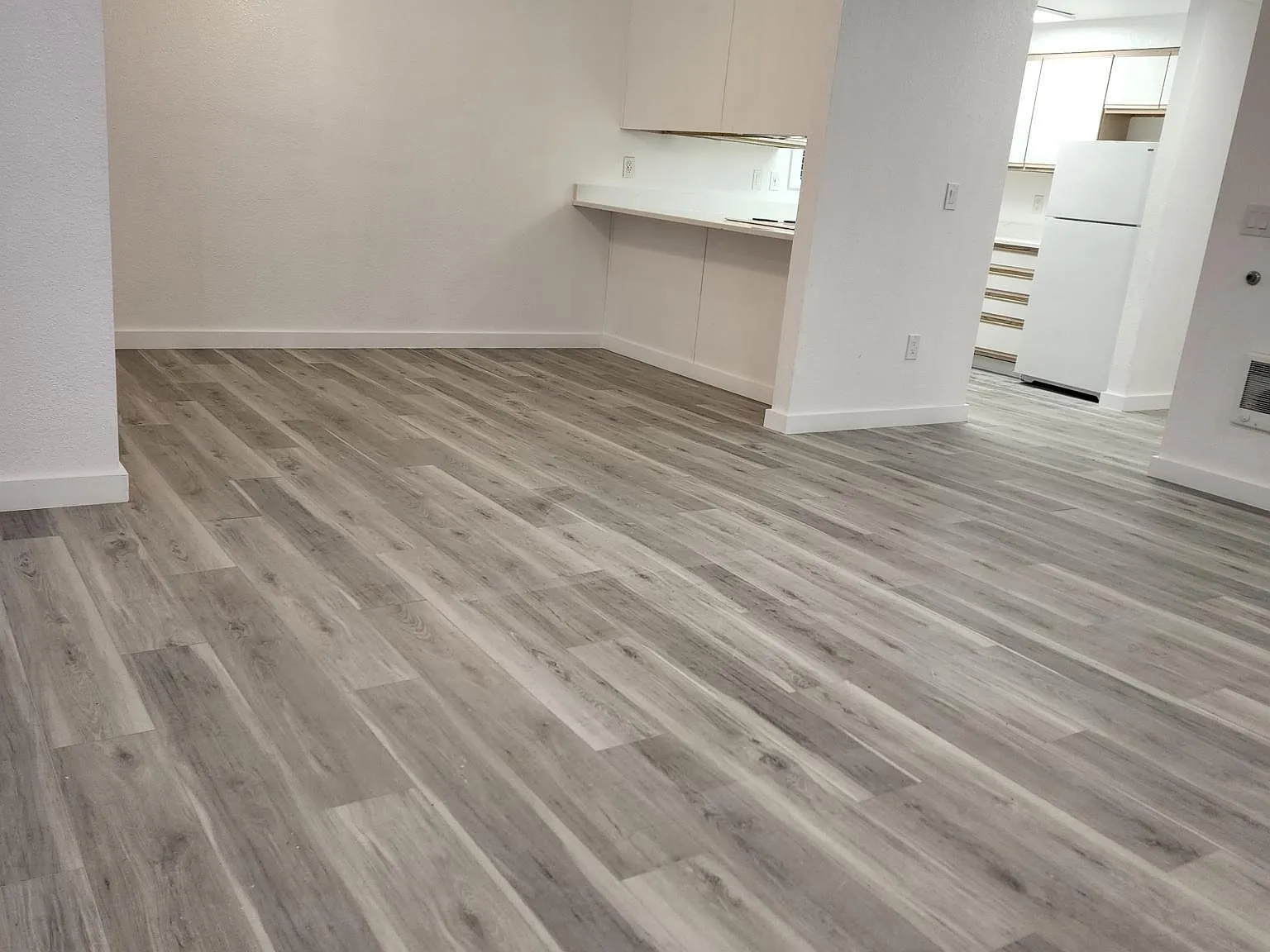 2 bed, 975 sqft, $1,600 — Photo 1