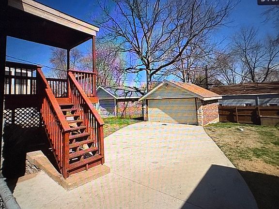 2nd image of 4917 Hummelsheim Ave