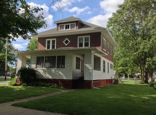 166 E 7th St, Neoga, IL 62447