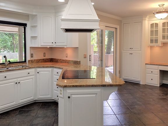 New Paint & Granite Counters