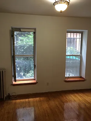 Rented by Warren T Real Estate Corp. | media 47