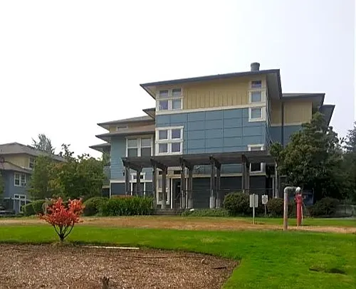 Angle Lake Court Photo 1
