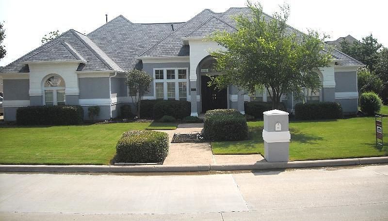 1st image of 102 Skyline Dr