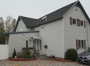 23 Tea St, Rockland, ME 04841