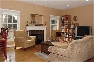 5th image of 1023 W Bogey Ln