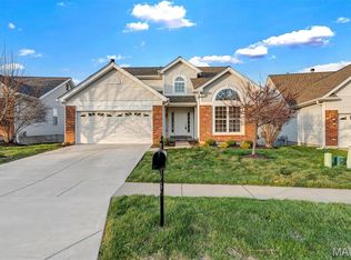 679 Bluffs View Ct, Eureka, MO