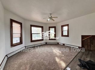 1326 E 9th St APT 5, Des Moines, IA 50316