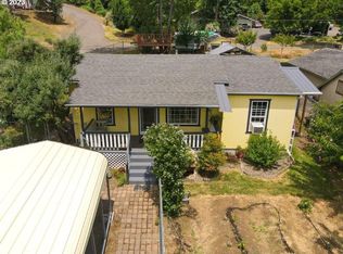 829 NE Fulton St, Roseburg, OR 97470