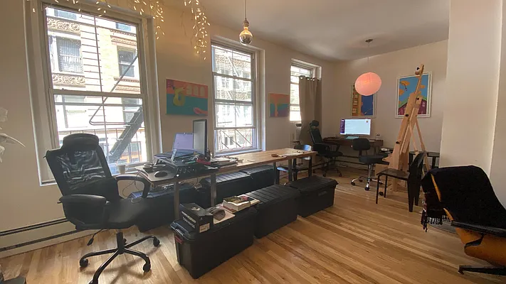 Rented by Compass | media 18