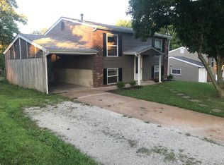 578 Keeney Dr, Saint Charles, MO 63304