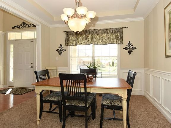 5th image of 2110 Emerald Pines Ln