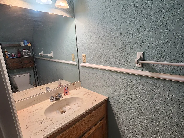775 Summit Blvd #4 — Photo 19