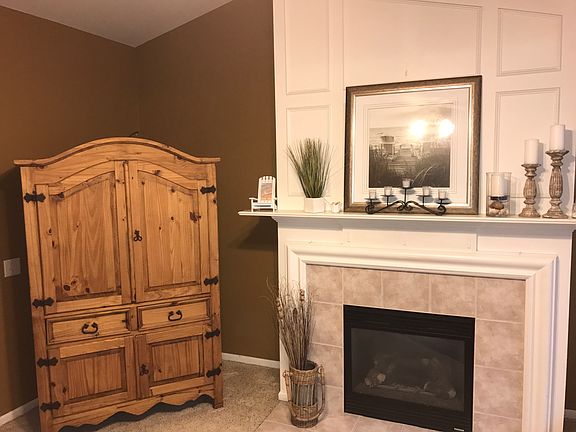 3rd image of 5135 Meadow Crest Cir