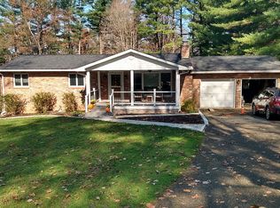 3130 N Norwest Woods Cir, Bloomington, IN 47404