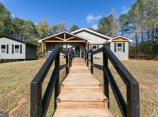 203 Oak Lake Rd, Bremen, GA 30110