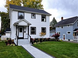 127 Logan Ave, Geneva, IL 60134