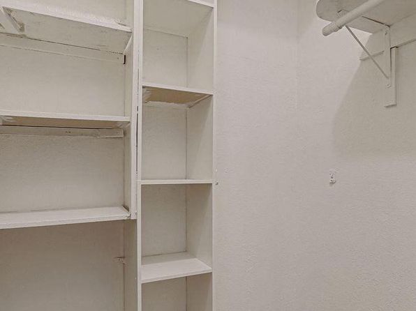 6201 Escondido Dr #G19