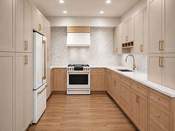 3rd image of 61 Montebello Rd #8