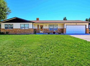 594 Gerken Rd, Grand Junction, CO 81504