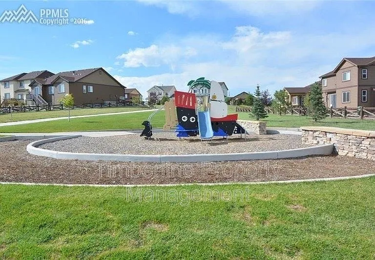 8075 Longleaf Ln — Photo 12