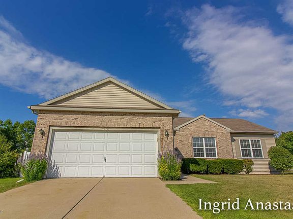 3rd image of 5751 Barcroft Cir SW